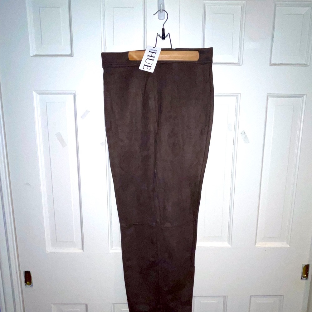 HUE Microsuede Leggings NWT (color Brown Velvet).